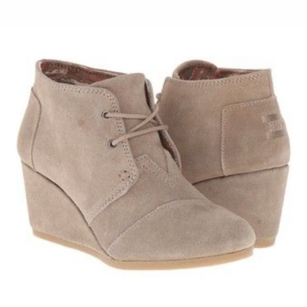 Toms Women’s Wedges Beige Tan Suede Leather Lace Up